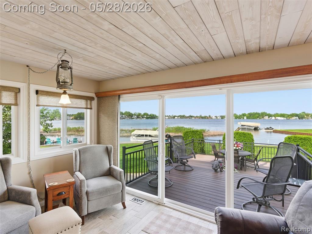 12099 Torrey Road, Fenton, MI 48430 — Photo 11