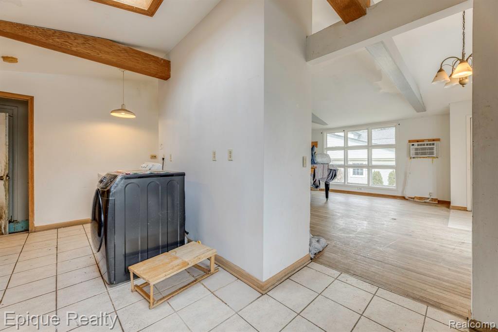 4404 N River Road, Fort Gratiot, MI 48059 — Photo 9