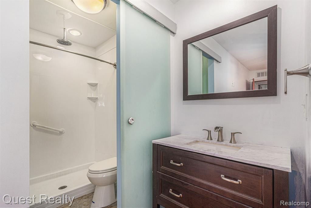 8263 Smethwick Road, Sterling Heights, MI 48312 — Photo 14