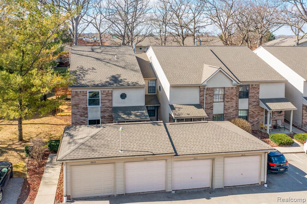 4933 OAK HILL Drive, Waterford, MI 48329 — Photo 28