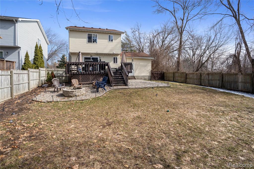 7093 Rolling Hills Drive, Waterford, MI 48327 — Photo 27