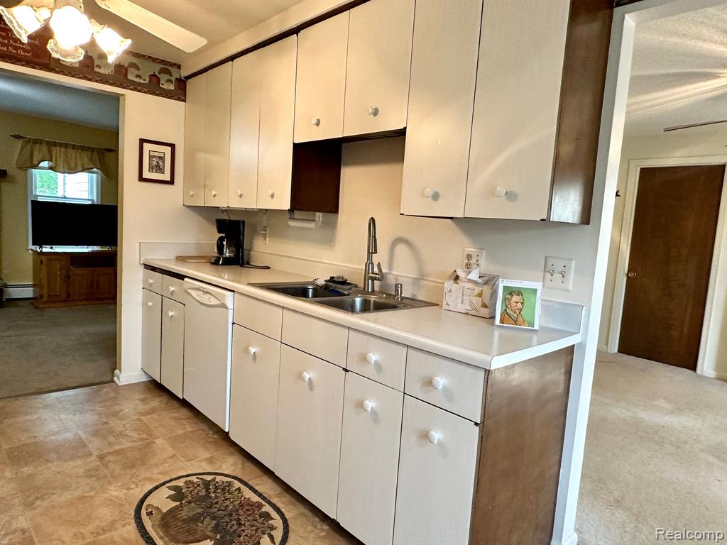 648 N JACKSON Street, Clinton, MI 49236 — Photo 45