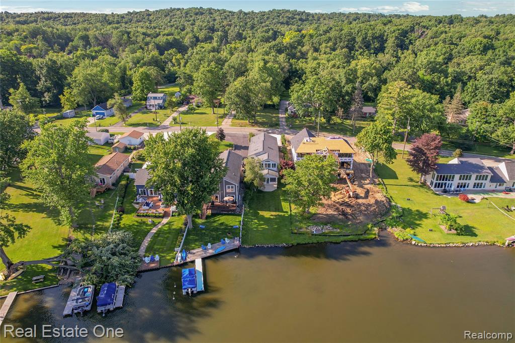 9047 Gale Road, White Lake, MI — Photo 4
