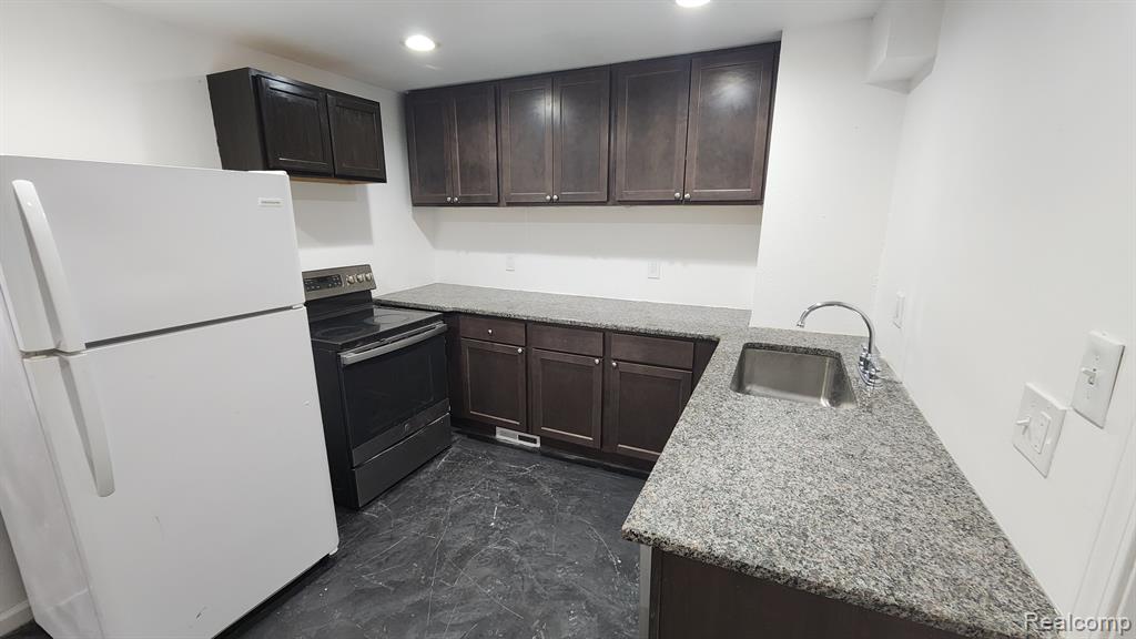 8529 W VERNOR, Detroit, MI 48209 — Photo 4