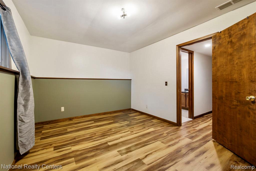 5785 Patterson Drive, Troy, MI 48085 — Photo 24