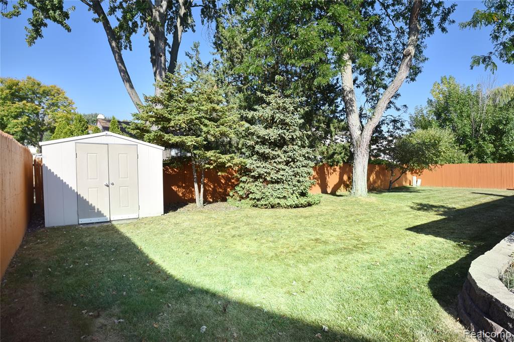 4451 Cypress Drive, Troy, MI 48085 — Photo 38