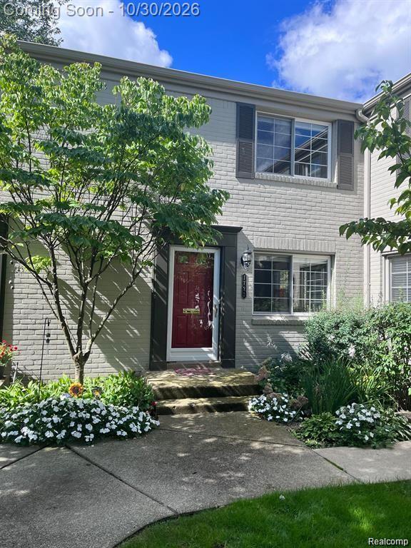 1722 GRAEFIELD Road, 46, Birmingham, MI 48009