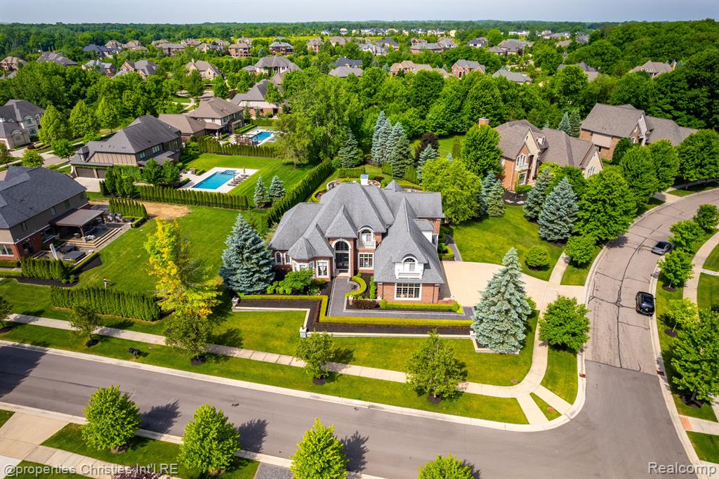 21127 MAYBURY PARK Drive, Northville, MI 48167 — Photo 71