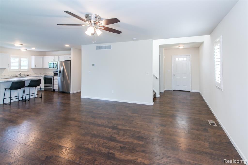 5372 Rural Terrace, Waterford, MI — Photo 18