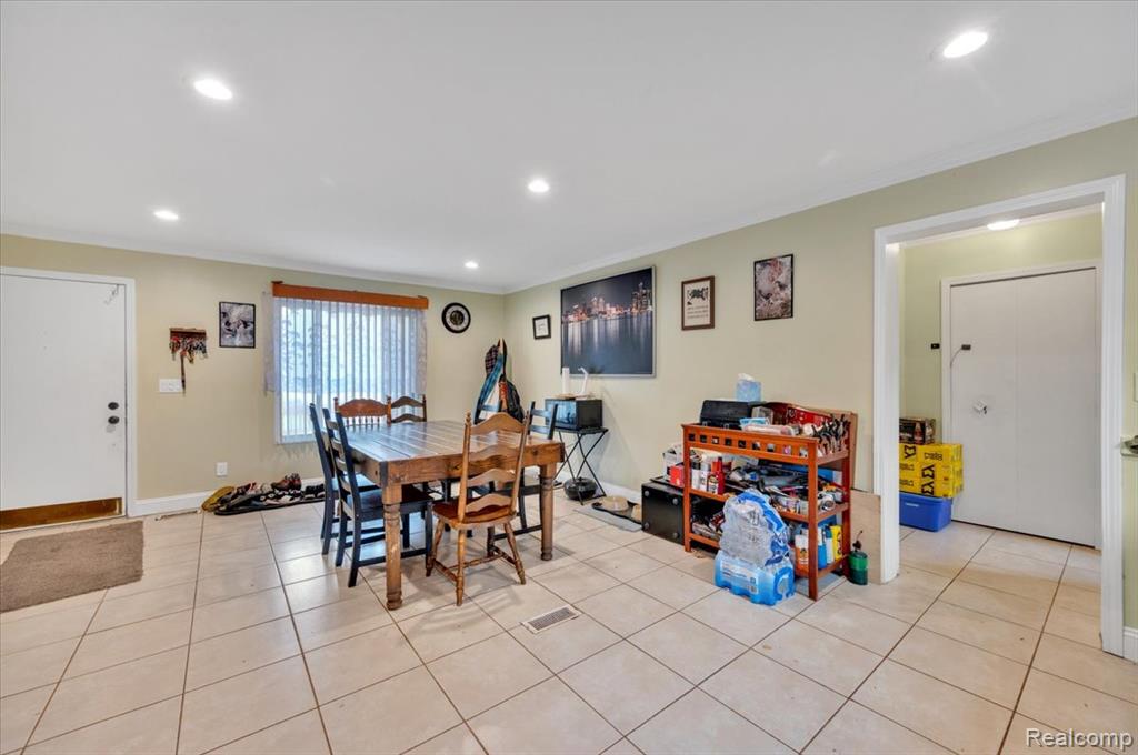 5883 Gracelawn Street, North Branch, MI 48461 — Photo 7