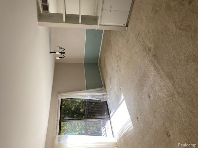 404 WILLOW GROVE Lane, Rochester Hills, MI 48307 — Photo 14