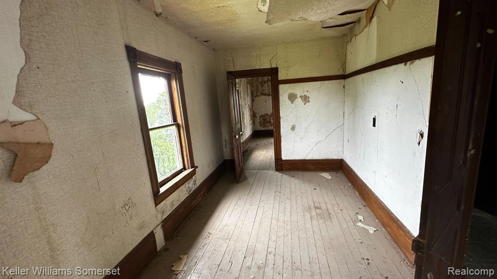 5774 BURNSIDE Road, North Branch, MI 48461 — Photo 13