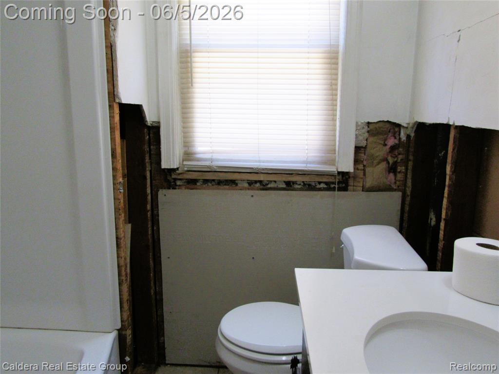15556 Veronica Avenue, Eastpointe, MI 48021 — Photo 18