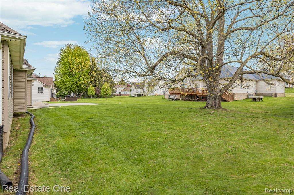 16222 Pine Lake Forest Court, Linden, MI 48451 — Photo 43