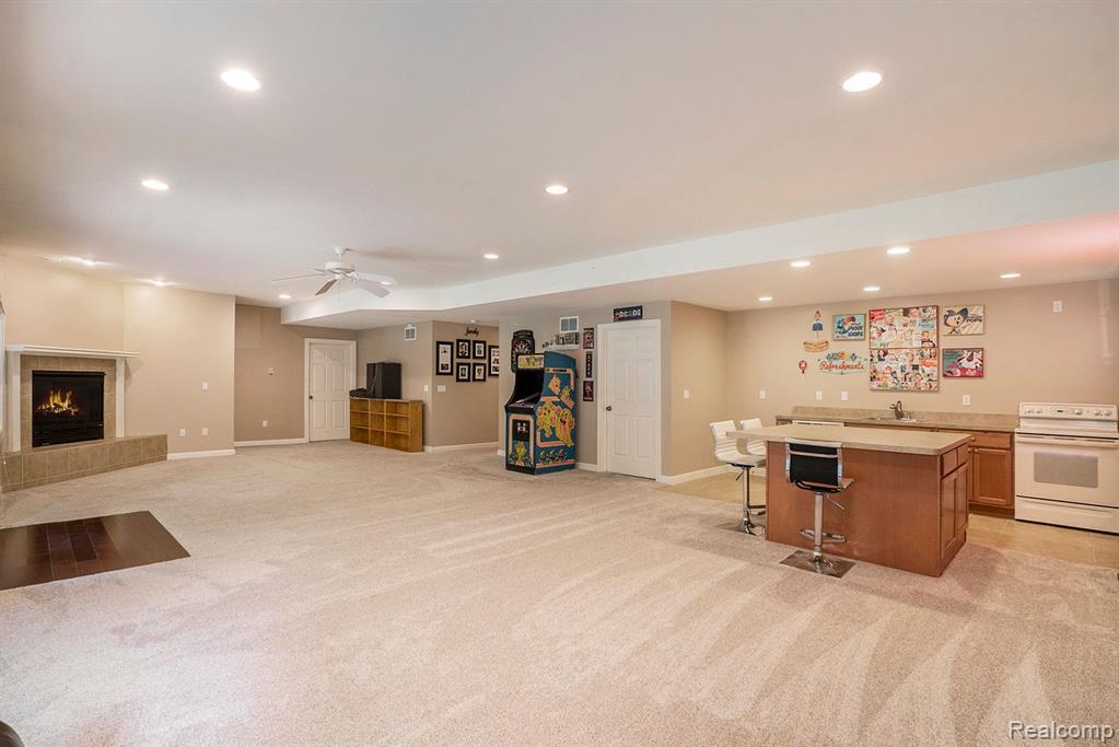 979 SUCHAVA Drive, White Lake, MI — Photo 32