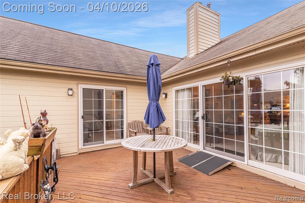 39836 Eagle Trace Drive, Northville, MI 48168 — Photo 32