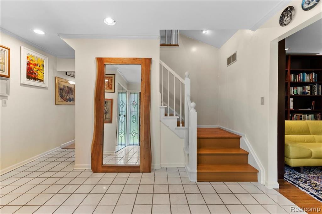 4824 Quarton Road, Bloomfield Hills, MI 48302 — Photo 4