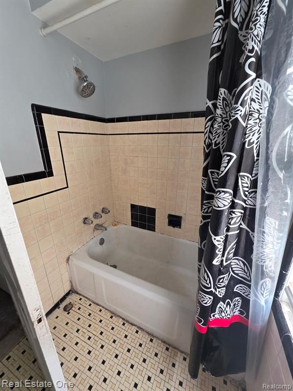 8728 W 7 Mile Road - Photo 4