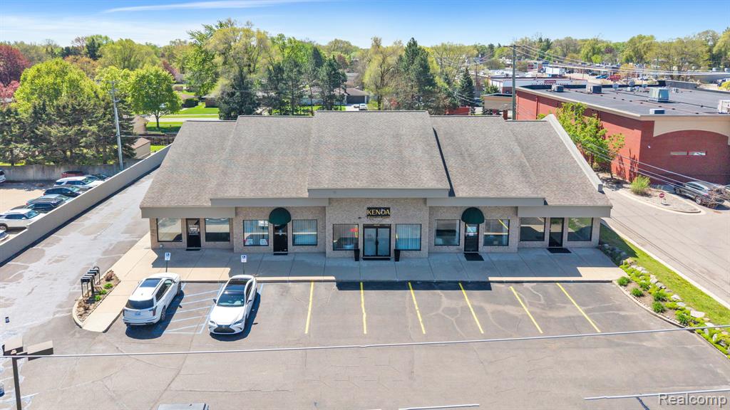 8074 21 Mile Rd, Shelby Twp, MI 48317 — Photo 19