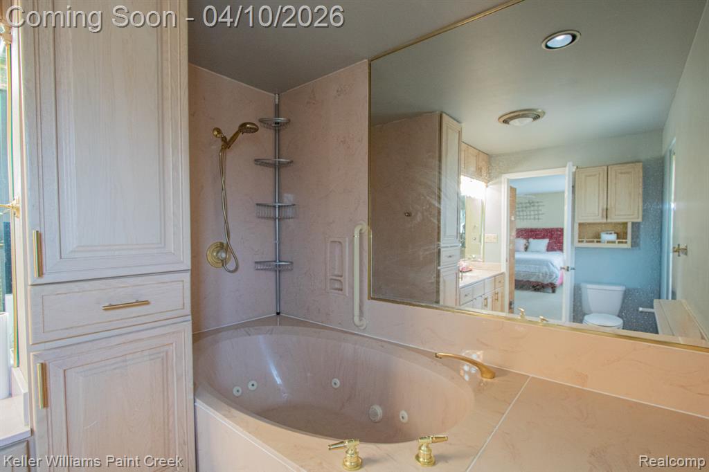 2800 Homewood Drive, Troy, MI 48098 — Photo 30