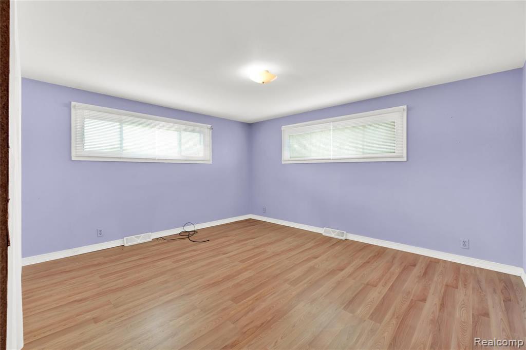 5428 Gratiot Avenue, St. Clair, MI 48079 — Photo 22