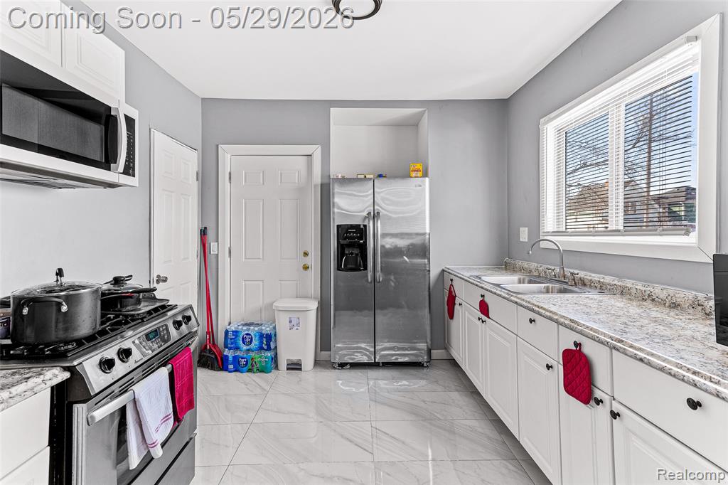 9365 Quincy Street, Detroit, MI 48204 — Photo 10