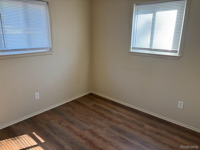 5630 N CROWN Street, Westland, MI — Photo 9