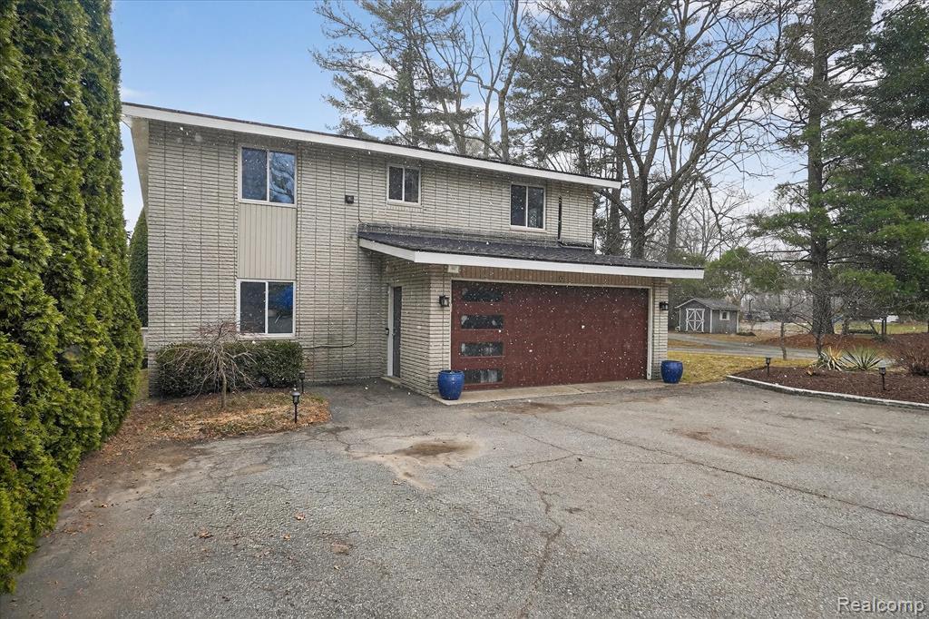 640 Sunset, White Lake, MI 48383 — Photo 3