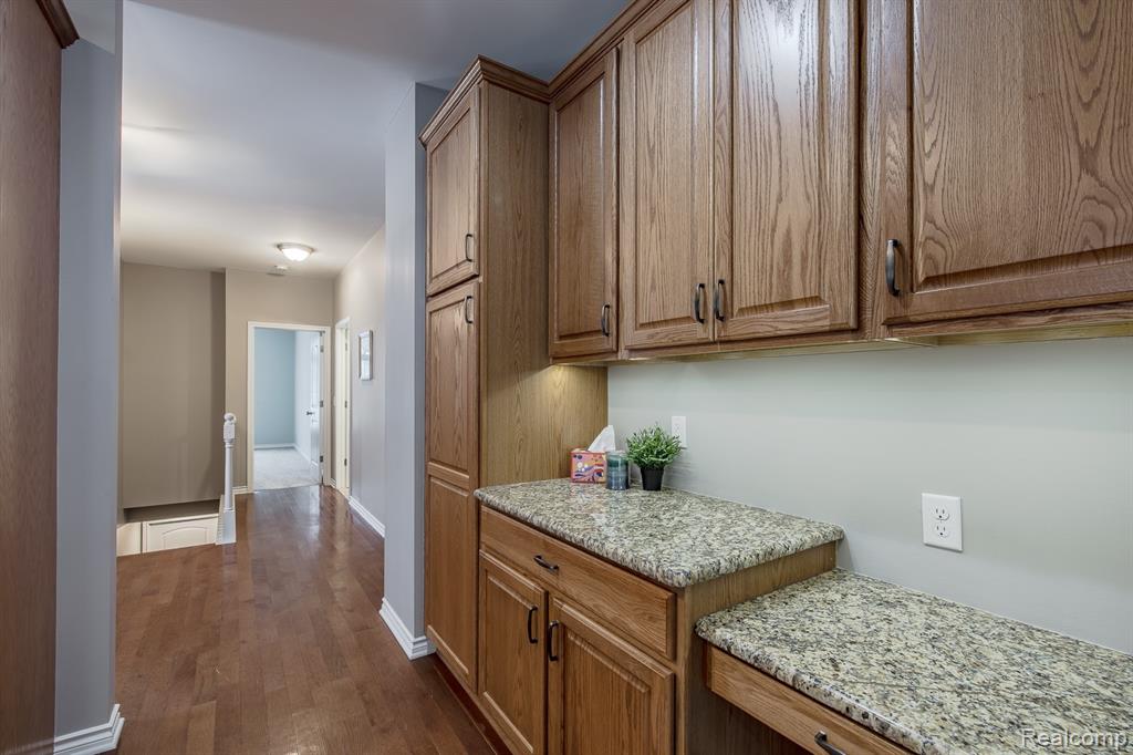 9573 Kingsway Circle, Clarkston, MI 48348 — Photo 22