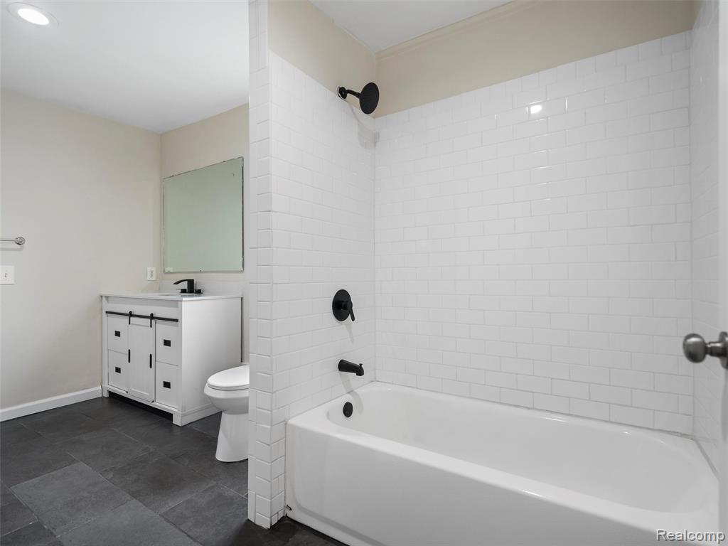 7060 Maxwell Avenue, Warren, MI 48091 — Photo 16