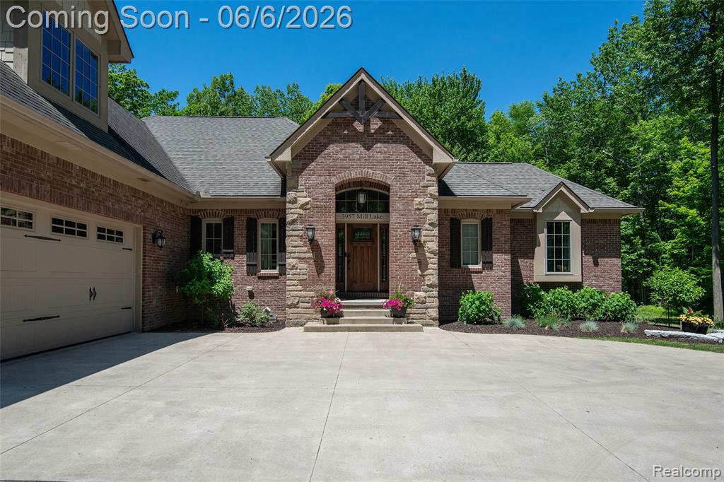 3957 Mill Lake Road, Lake Orion, MI — Photo 3