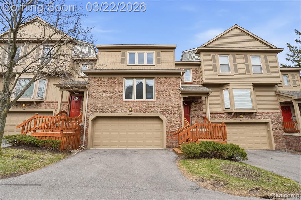 4165 Breckenridge Drive, West Bloomfield, MI — front exterior