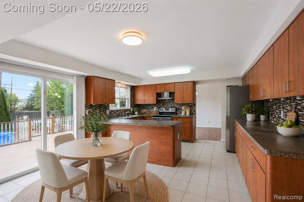 4048 Augustine Drive, Sterling Heights, MI 48310 — Photo 5