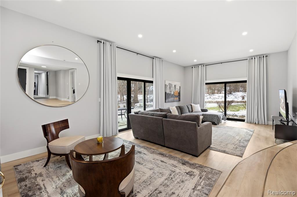 3681 Maxwell Court, Bloomfield Hills, MI 48301 — Photo 18