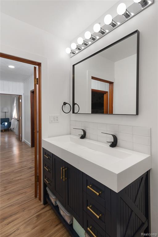 6810 N Territorial Road, Plymouth, MI, 48170