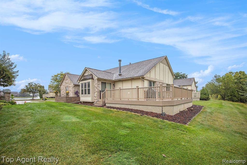 43378 Riverbend Boulevard, Clinton Twp, MI 48038 — Photo 26