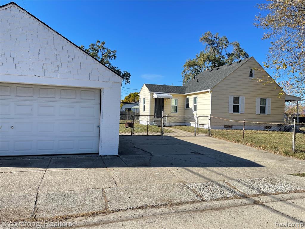 8144 Jewett Avenue, Warren, MI 48089 — Photo 13