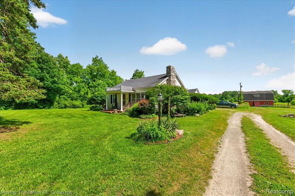6390 Brookville Road, South Lyon, MI 48178 — Photo 46