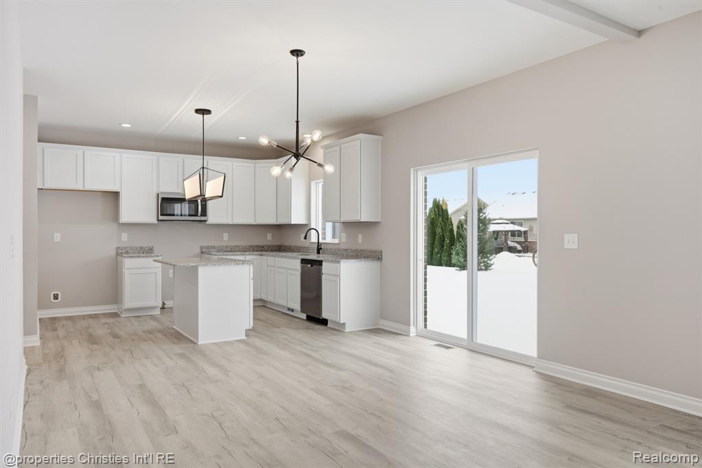 23188 Waterview Drive, New Boston, MI 48164 — Photo 17