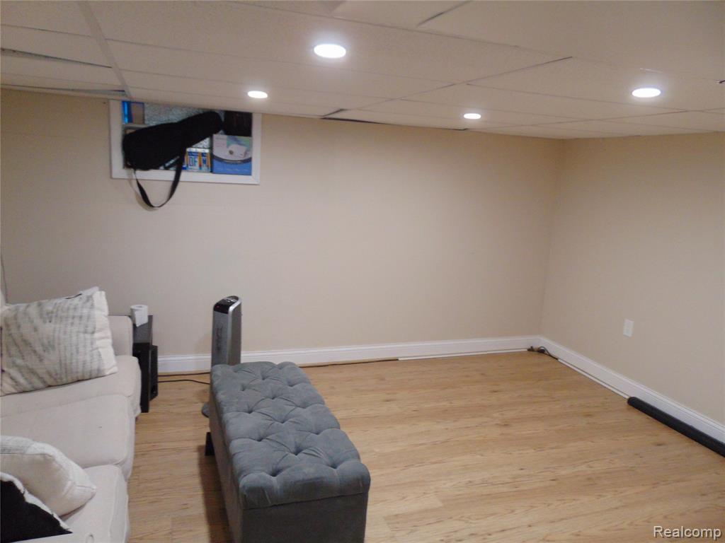 613 E Woodruff Avenue, Hazel Park, MI 48030 — Photo 24