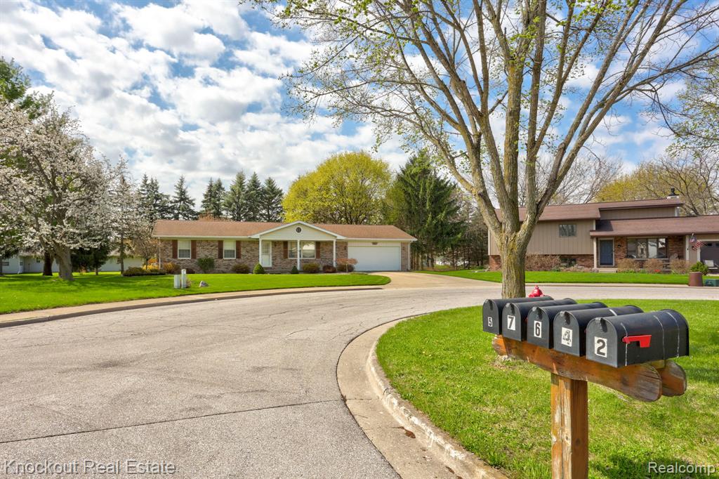 5 Krafft Court, Frankenmuth, MI 48734 — Photo 34