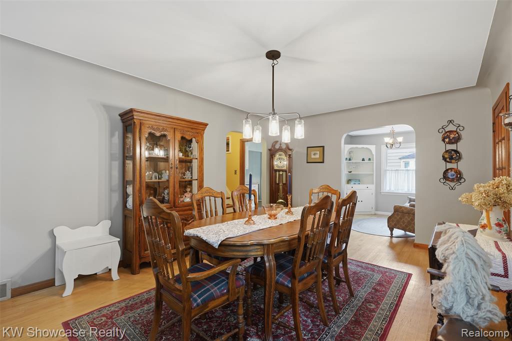 2071 Dorothea Road, Berkley, MI 48072 — Photo 10