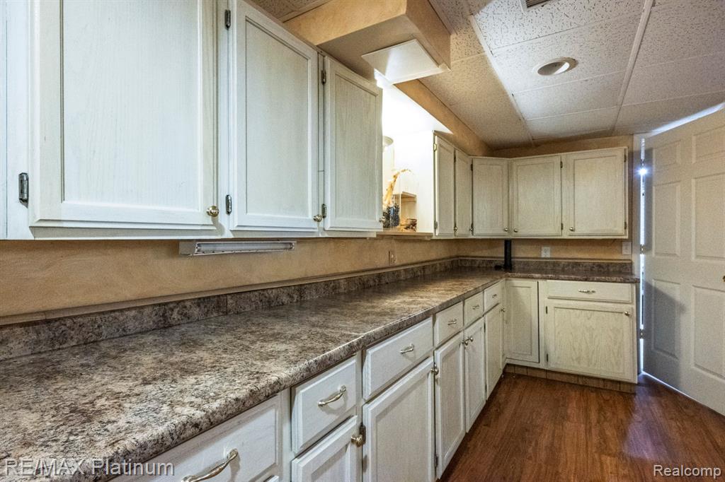 2757 S Hacker Road, Brighton, MI 48114 — Photo 39