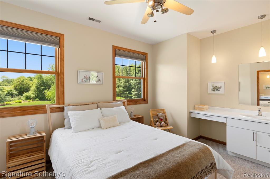 4893 HIGH MEADOW Lane, Ann Arbor, MI 48103 — Photo 22