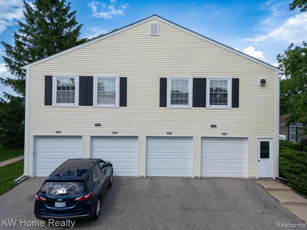 2655 FENWICK, Ann Arbor, MI 48104 — Photo 2
