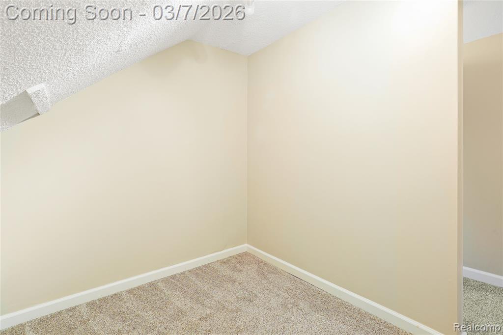 405 Lincoln Street, Fenton, MI 48430 — Photo 3