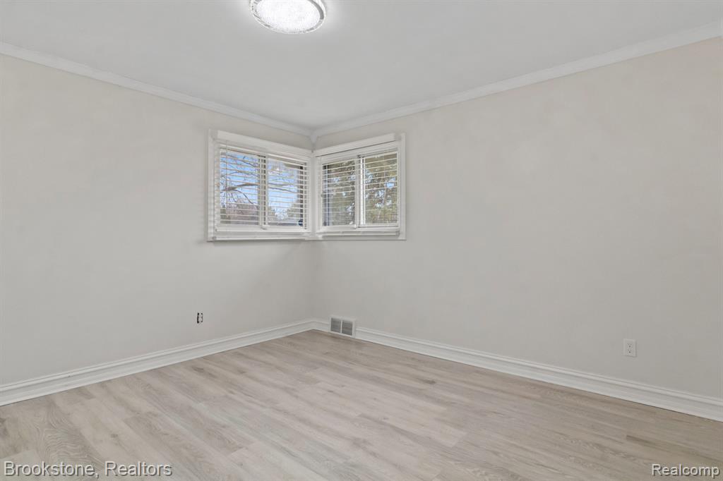 41920 MAROLD Drive, Sterling Heights, MI 48314 — Photo 28