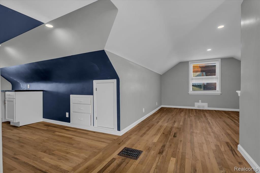 16874 Coyle Street, Detroit, MI 48235 — Photo 18