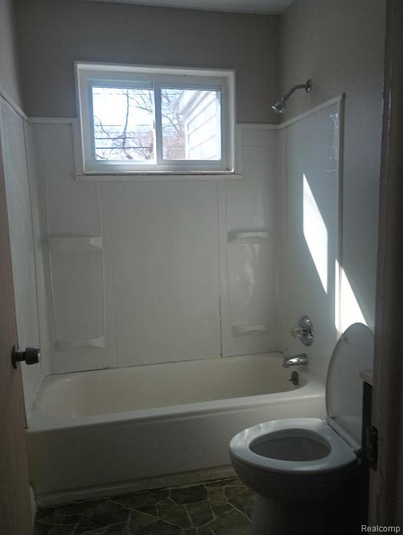735 Emerson Avenue, Pontiac, MI 48340 — Photo 7