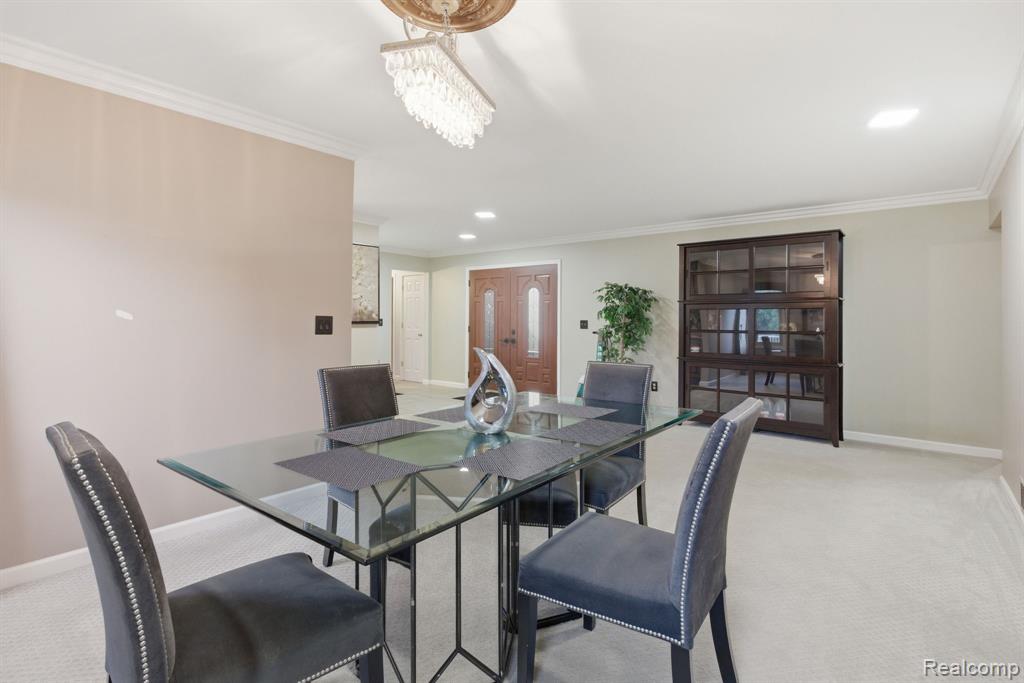 2411 Wixom Trail, Milford, MI 48381 — Photo 11